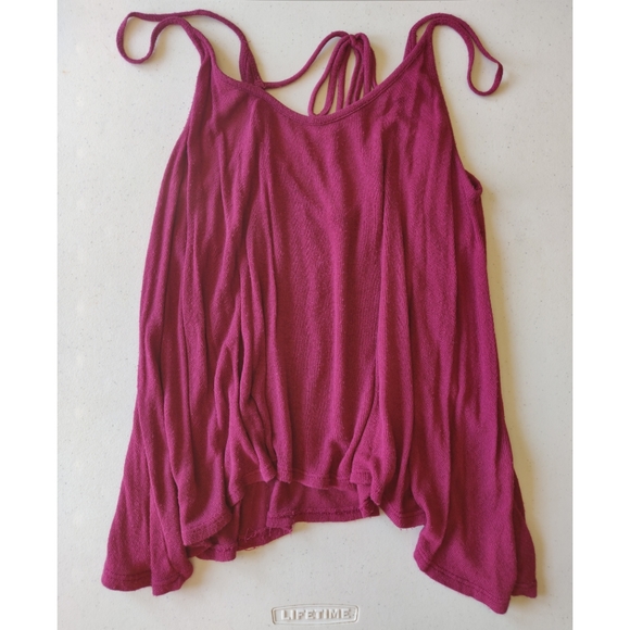 Small Tank Tops - Picture 8 of 10